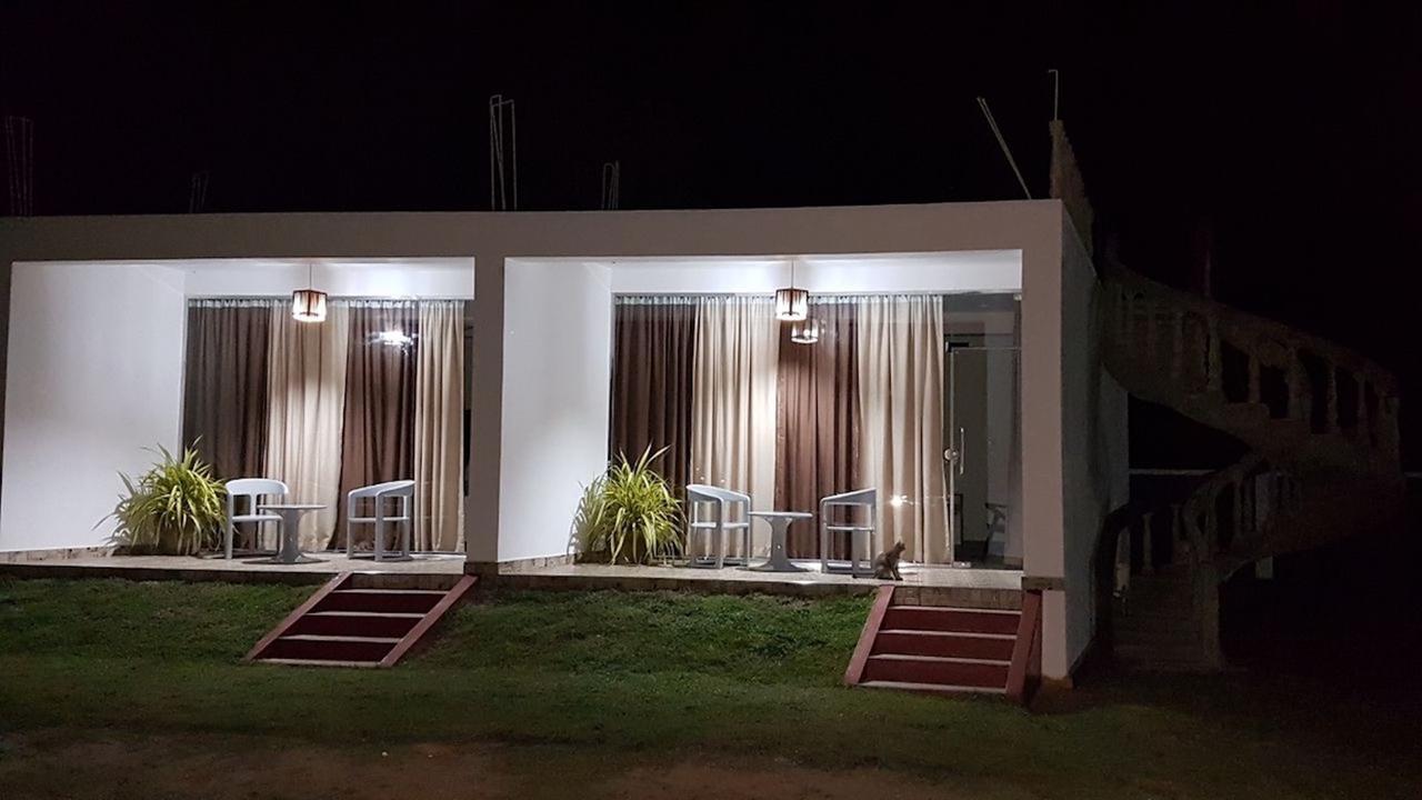 Ypsylon Resort Ostkueste Nilaveli Exterior foto